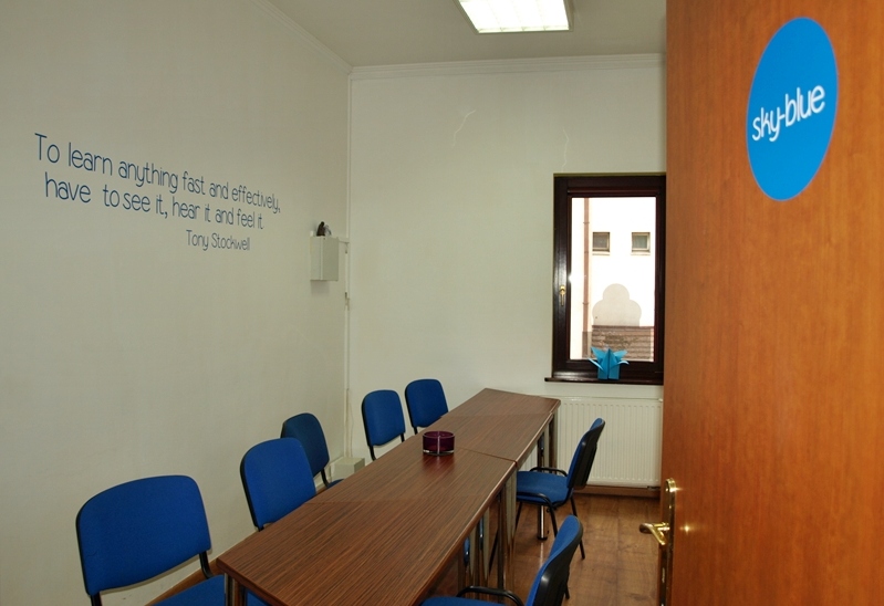 Czy warto zapisać dziecko na kurs języka obcego?