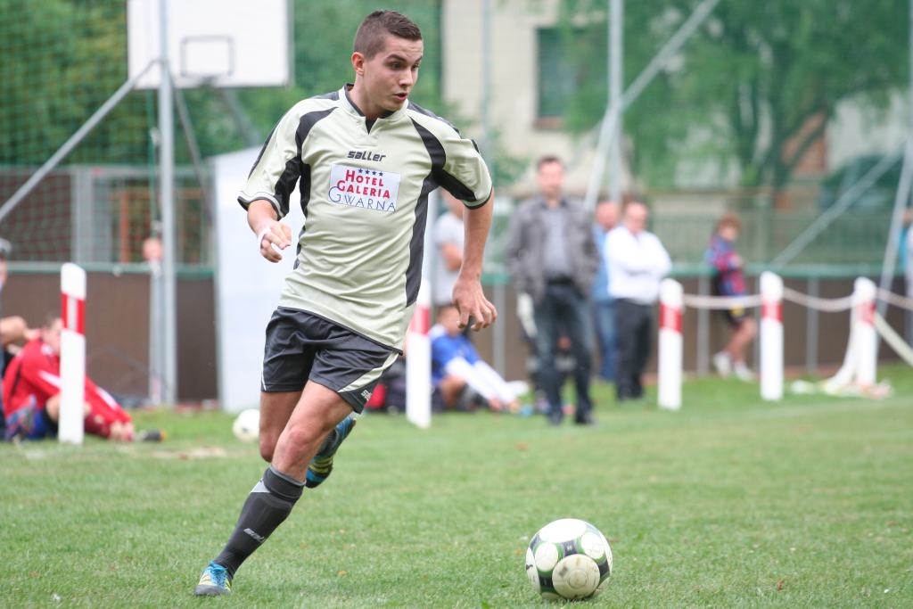 PP: KS Legnickie Pole - Konfeks 1:4