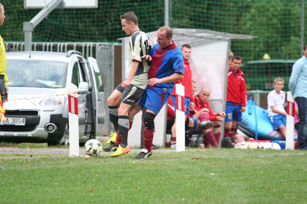 PP: KS Legnickie Pole - Konfeks 1:4