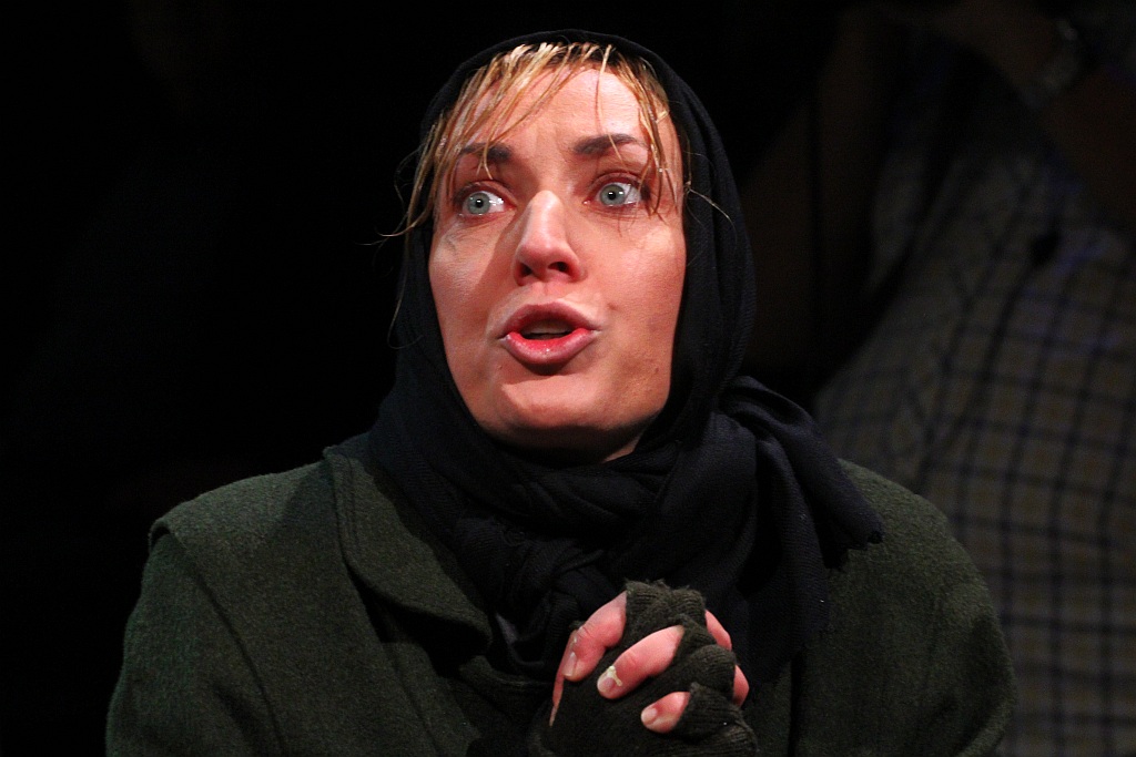 Madonna, Księżyc i pies