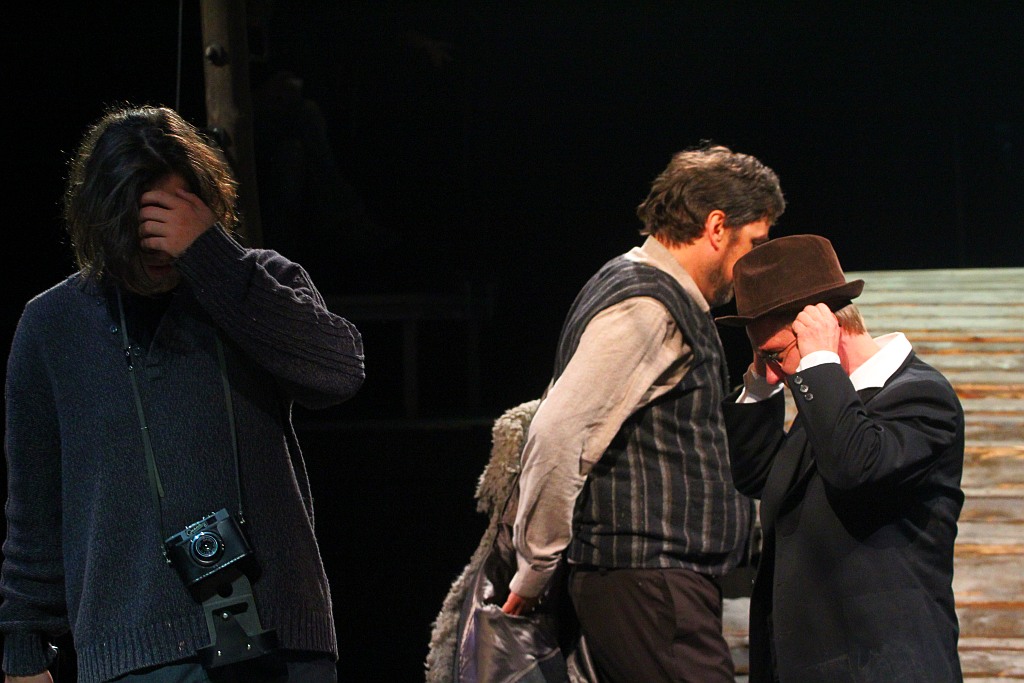 Madonna, Księżyc i pies