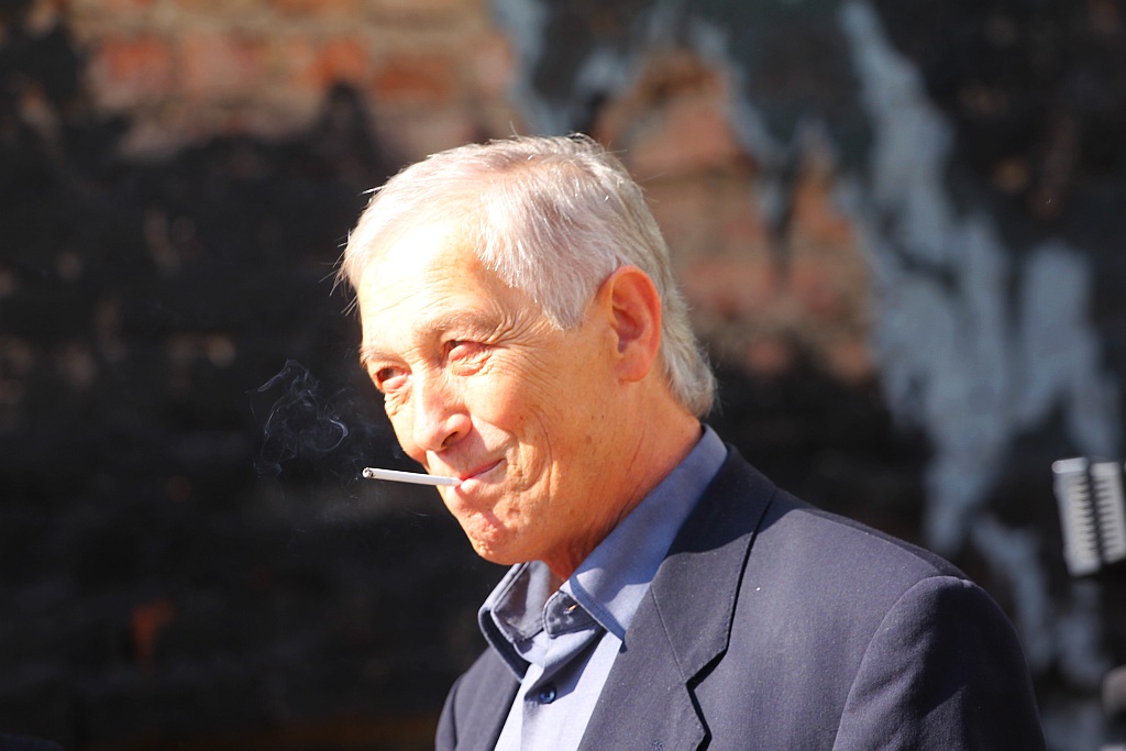 Madonna, Księżyc i pies