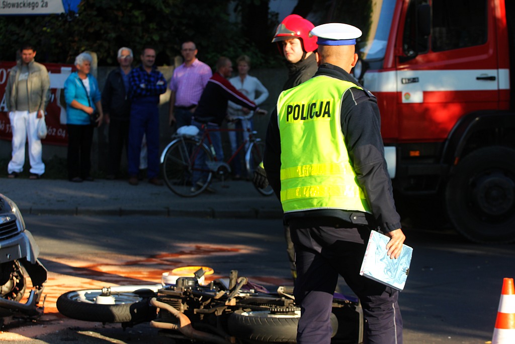 Wypadek na Jaworzyńskiej. Ranny motocyklista