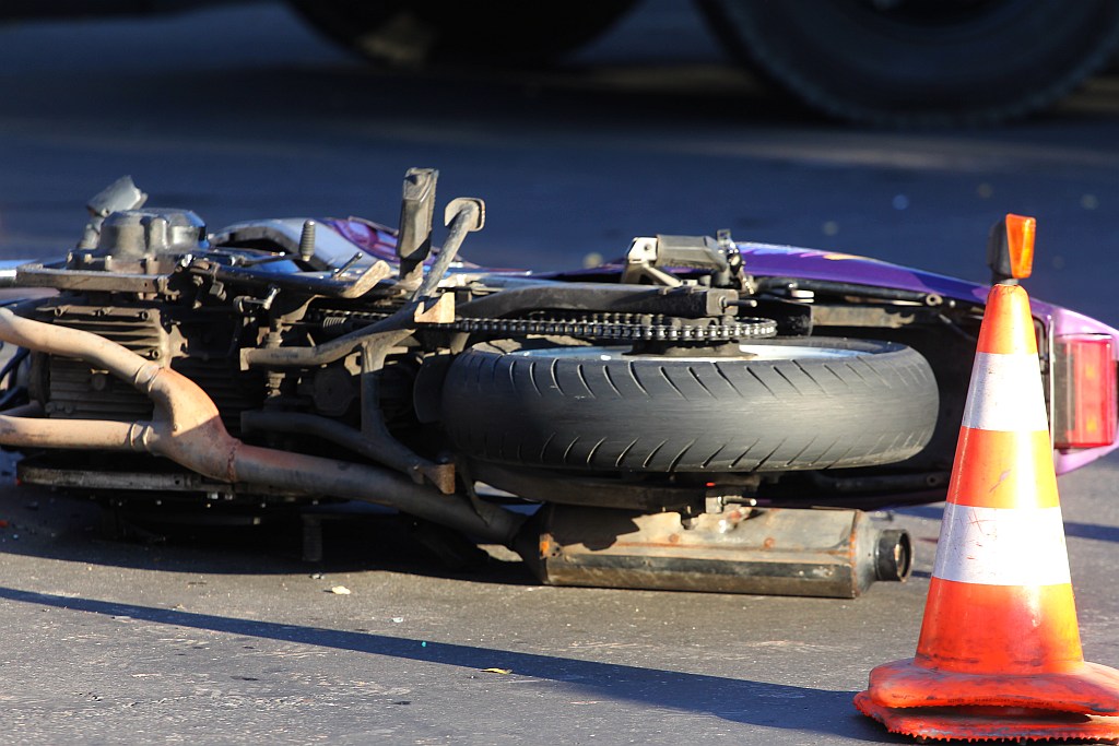 Wypadek na Jaworzyńskiej. Ranny motocyklista