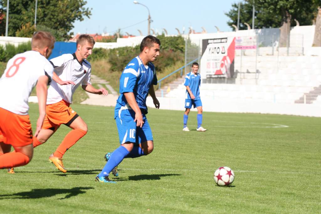 Konfeks Legnica - Chrobry II Głogów 2:0