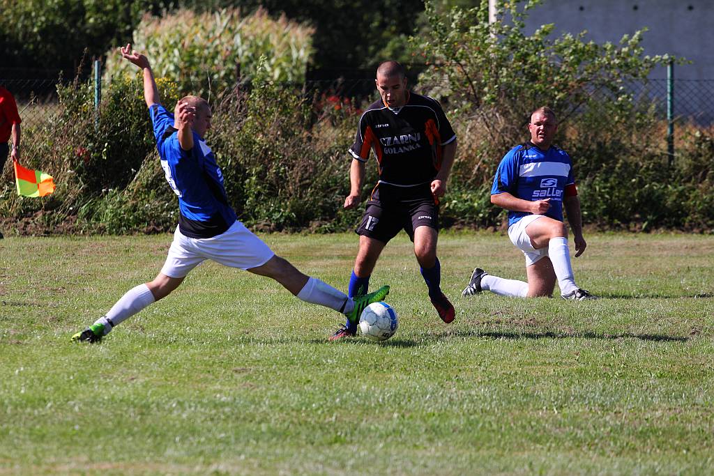 Klasa B: Czarni - Victoria 4:0