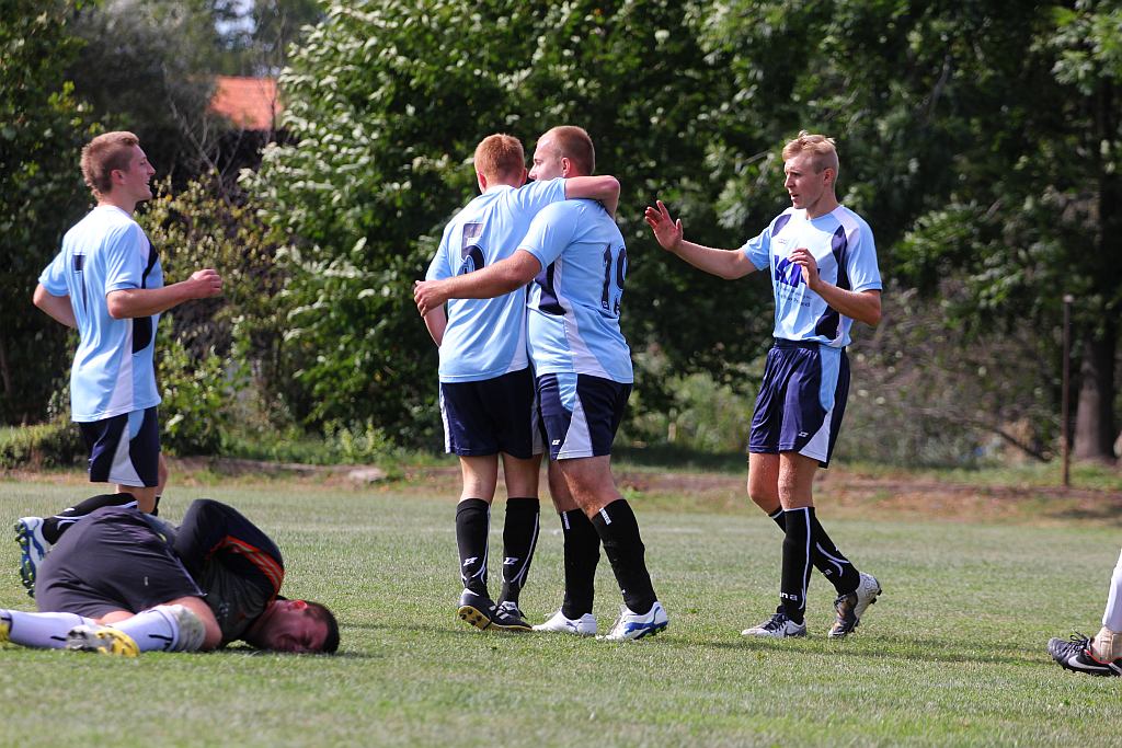 Klasa B: Błękitni - Platan 9:2