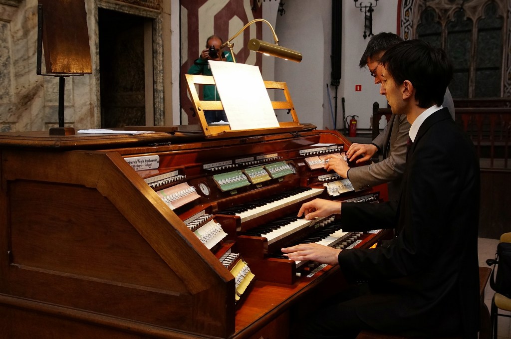 LCO: Wykład Urbaniaka i koncert laureatów konkursu