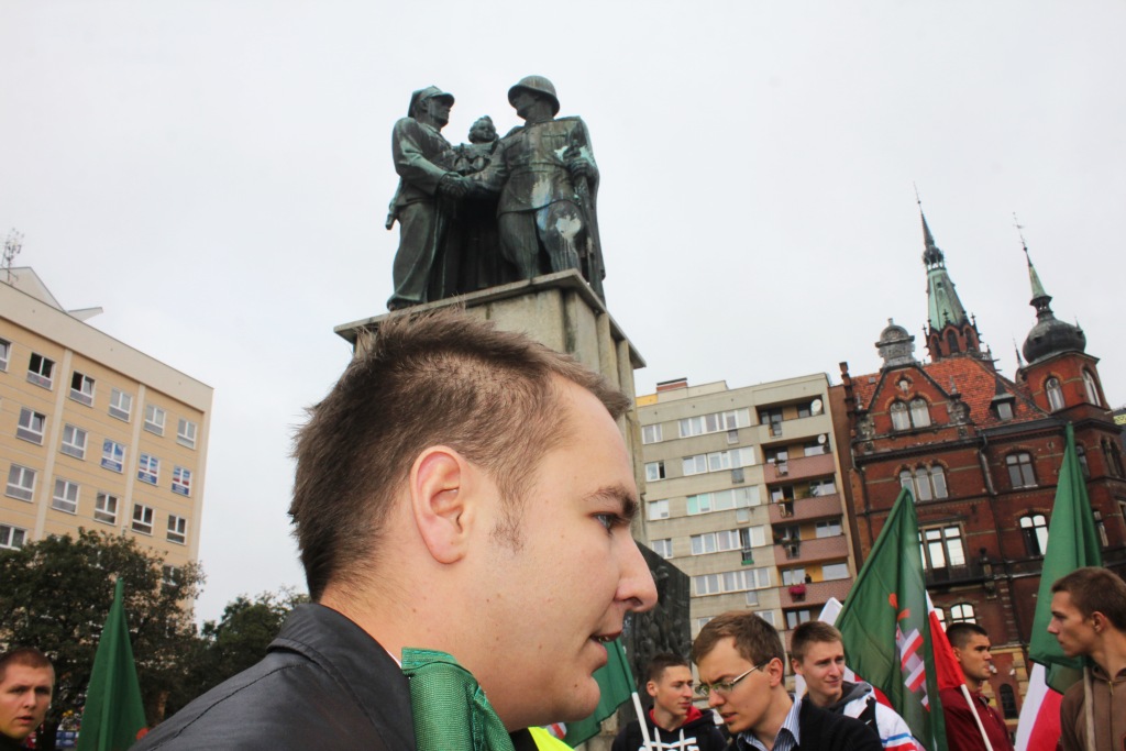 Gorąco w centrum miasta. „Bolszewicy precz z Legnicy!”