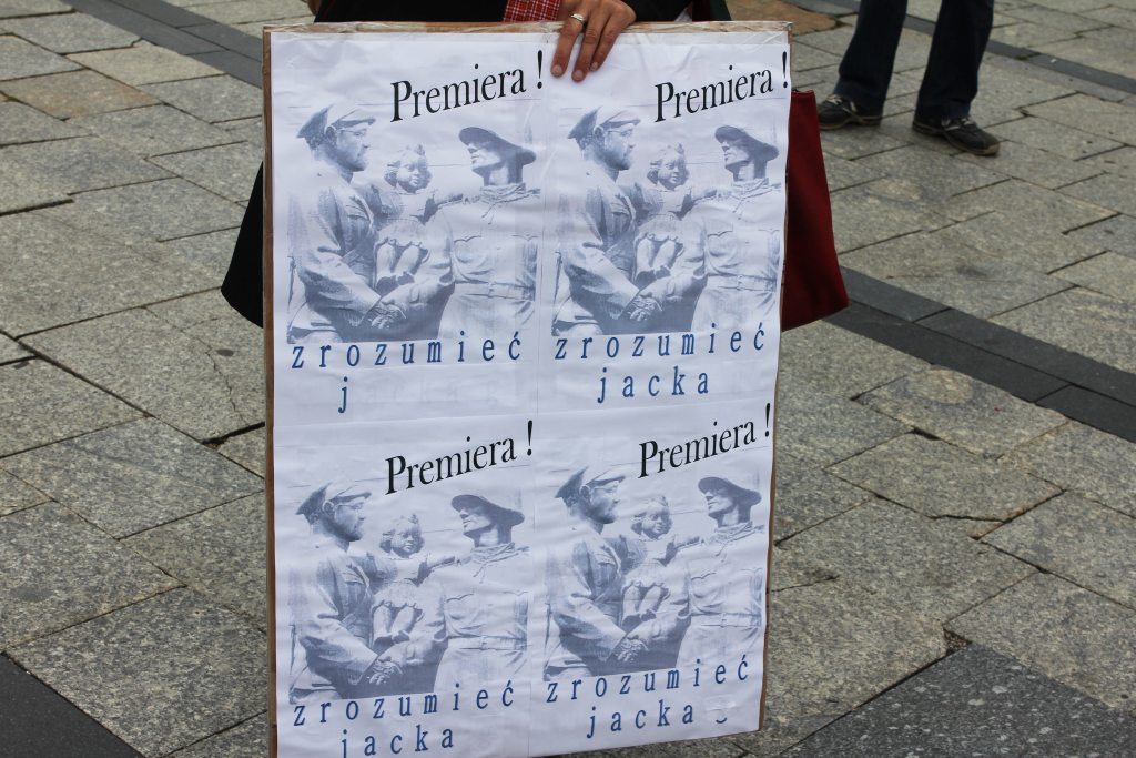 Gorąco w centrum miasta. „Bolszewicy precz z Legnicy!”