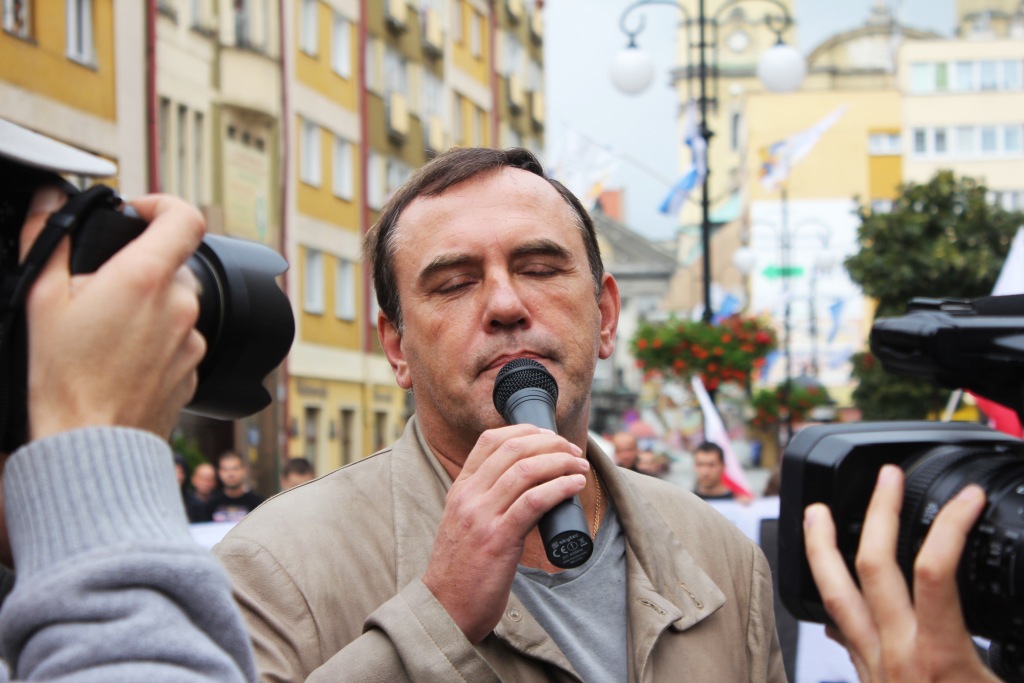 Gorąco w centrum miasta. „Bolszewicy precz z Legnicy!”