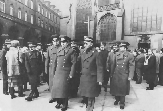 Rosjanie w Legnicy w obiektywie Kołodziejskiego