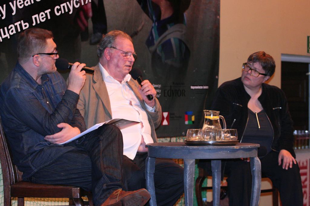 Usiedli razem przy wspólnym stole