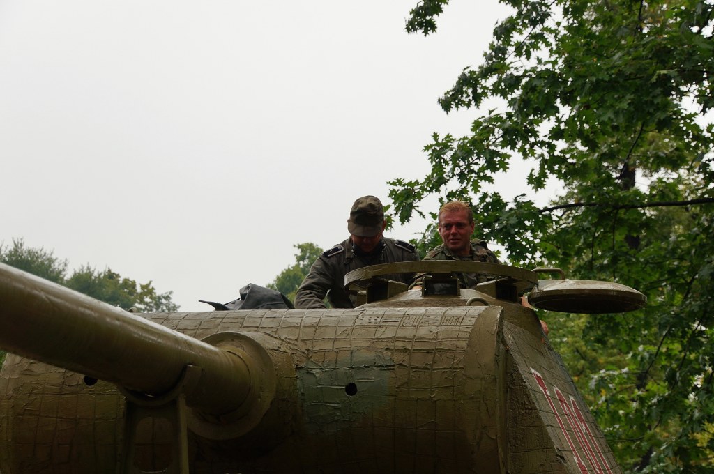 „Dwadzieścia lat po...” – wojskowe oddziały i militaria