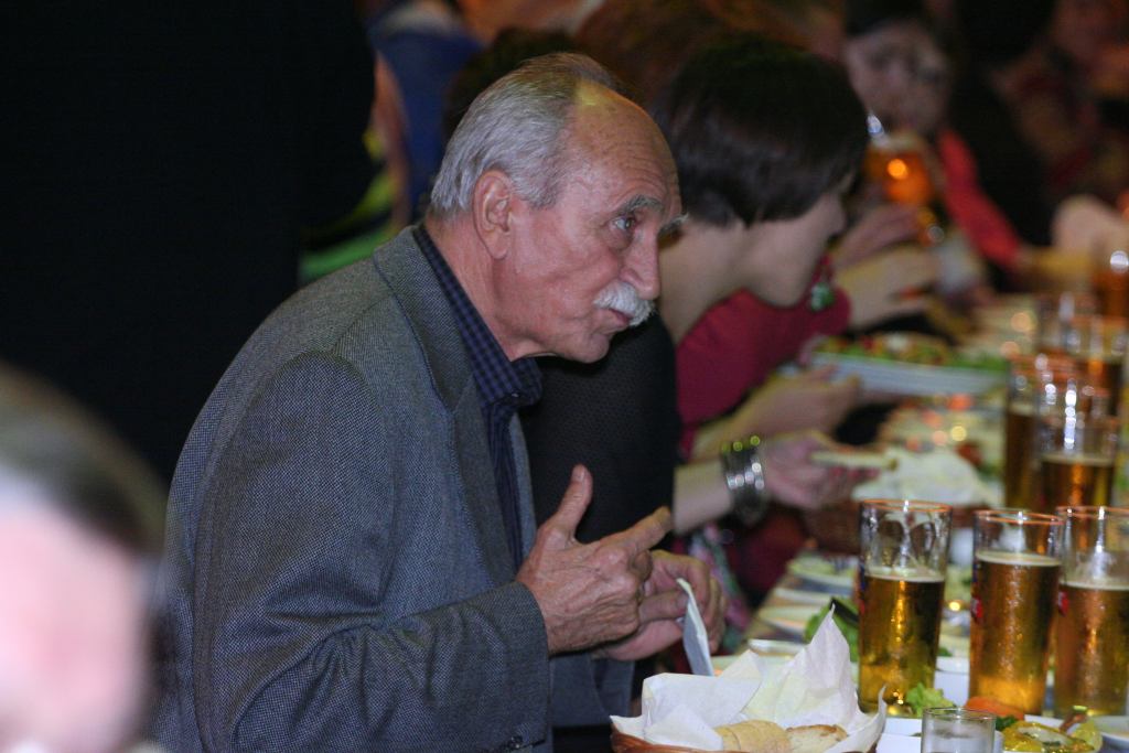 Usiedli razem przy wspólnym stole