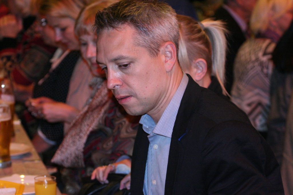 Usiedli razem przy wspólnym stole