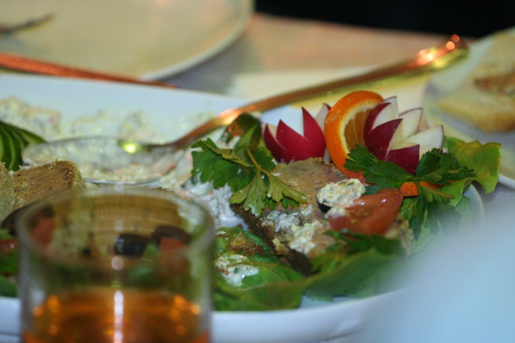 Usiedli razem przy wspólnym stole