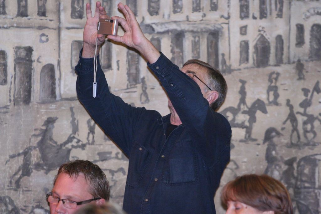 Usiedli razem przy wspólnym stole