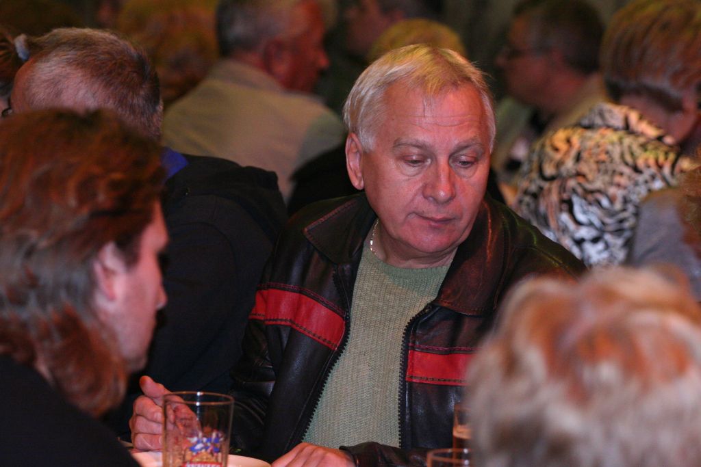 Usiedli razem przy wspólnym stole