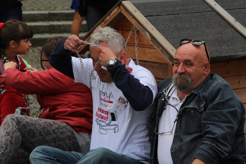 Zerwijmy psom łańcuchy