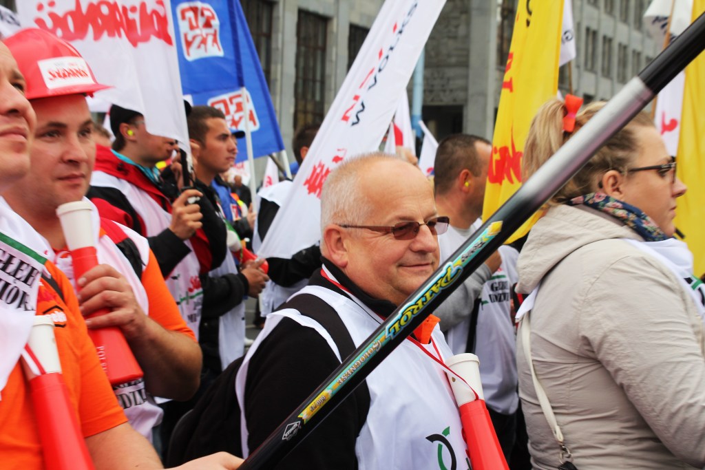 Ponad 100 tysięcy manifestantów w Warszawie