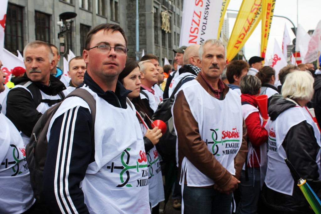 Ponad 100 tysięcy manifestantów w Warszawie