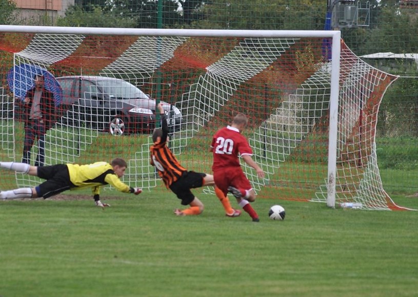 IV liga: Orkan - Karkonosze 1:2