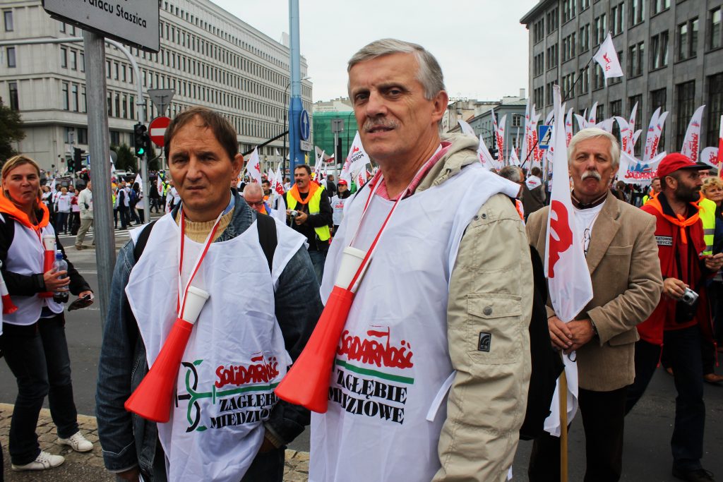 Ponad 100 tysięcy manifestantów w Warszawie