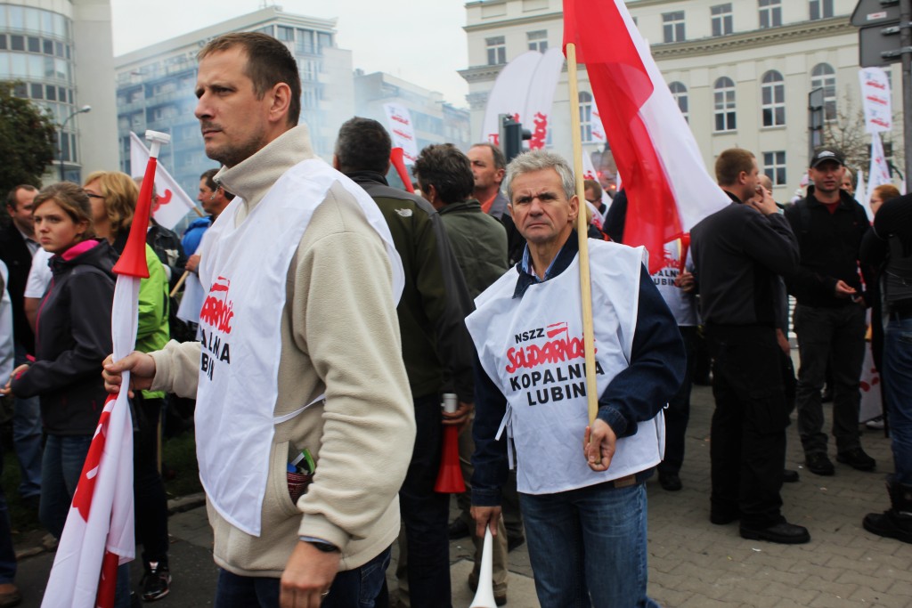 Ponad 100 tysięcy manifestantów w Warszawie