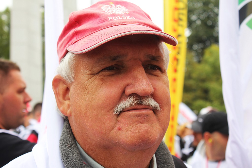 Ponad 100 tysięcy manifestantów w Warszawie