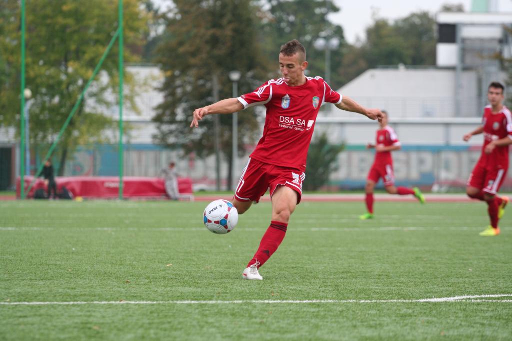 CLJ: Miedź Legnica - UKS Ruch Chorzów 2:1