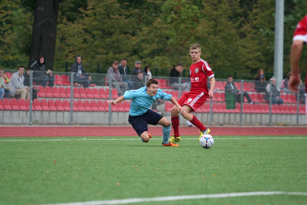 CLJ: Miedź Legnica - UKS Ruch Chorzów 2:1