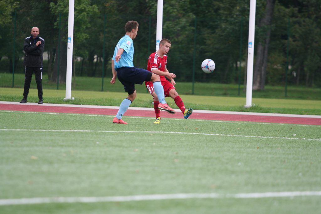 CLJ: Miedź Legnica - UKS Ruch Chorzów 2:1