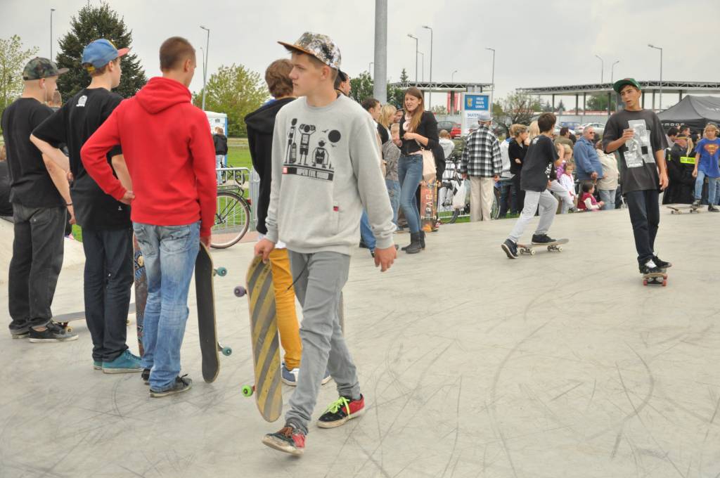 Oficjalne otwarcie skateparku