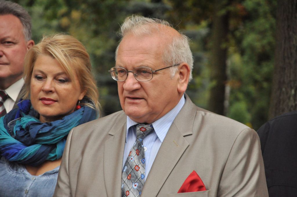 Złożyli kwiaty na grobie Lidii Nowikowej