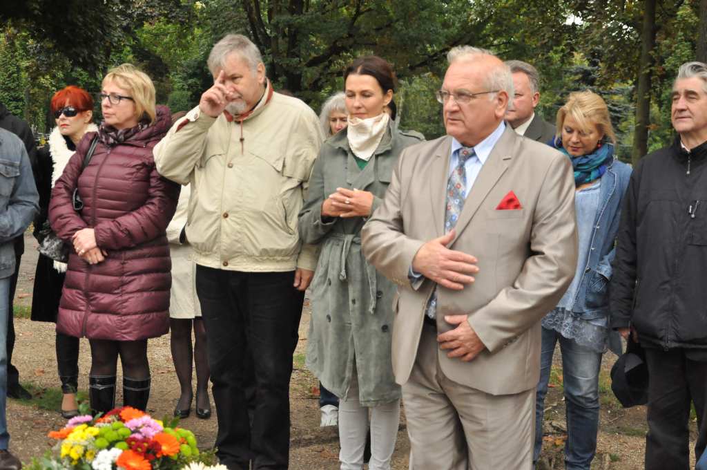 Złożyli kwiaty na grobie Lidii Nowikowej