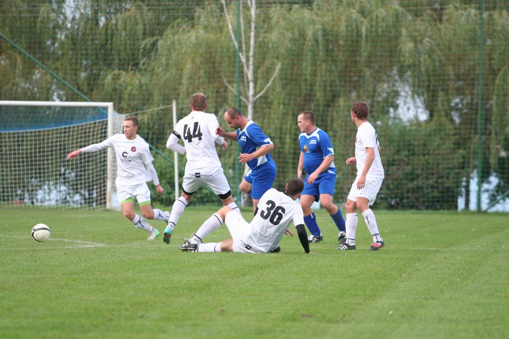 Okręgówka: Mewa - Arkon 1:4