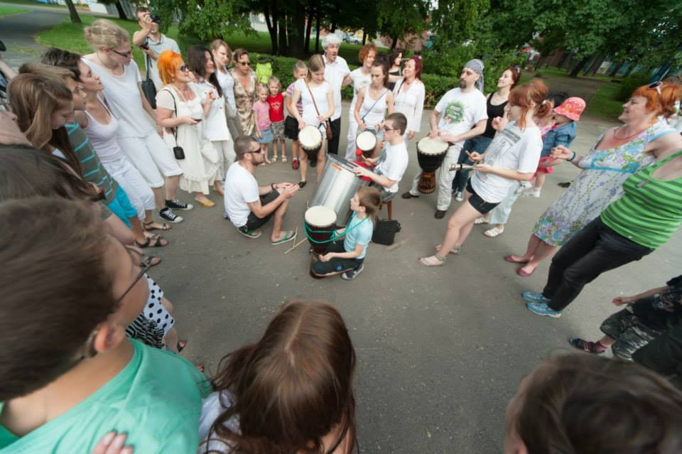 Zapisz się na bezpłatne warsztaty bębniarskie!