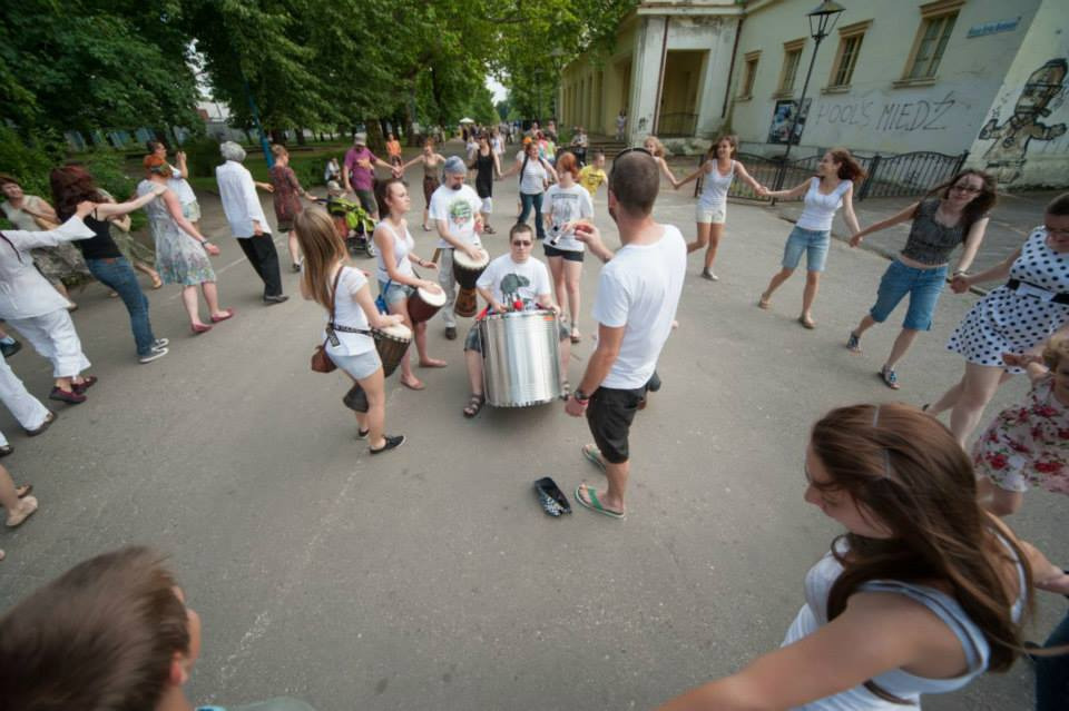 Zapisz się na bezpłatne warsztaty bębniarskie!