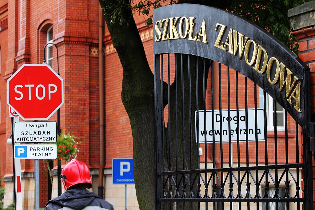 Uczelnia w ogniu! Zapaliło się poddasze PWSZ cz1