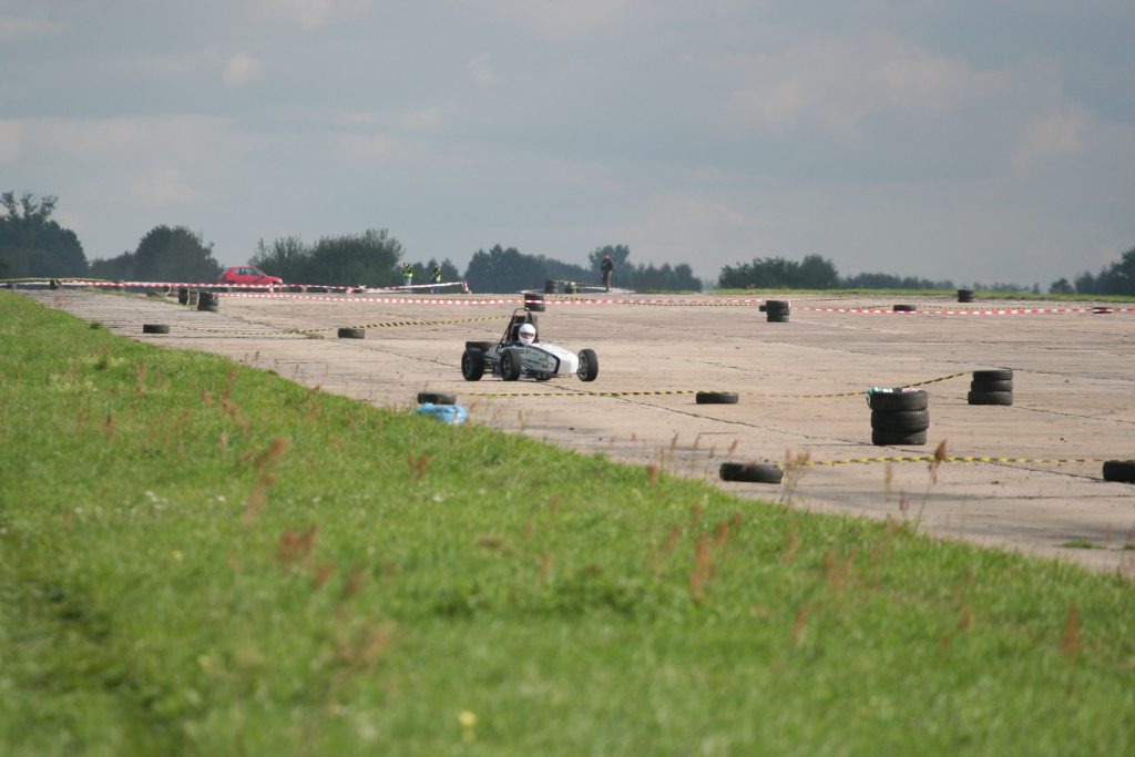 Amatorskie wyścigi samochodowe