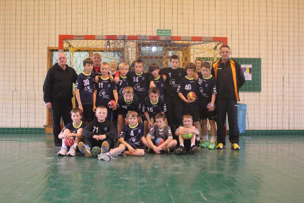 UKS Dziewiątka Legnica - MSPR Siódemka Legnica 28:25