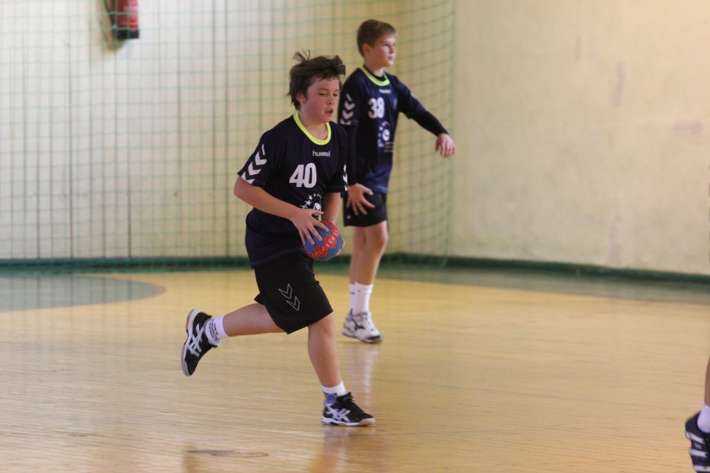 UKS Dziewiątka Legnica - MSPR Siódemka Legnica 28:25