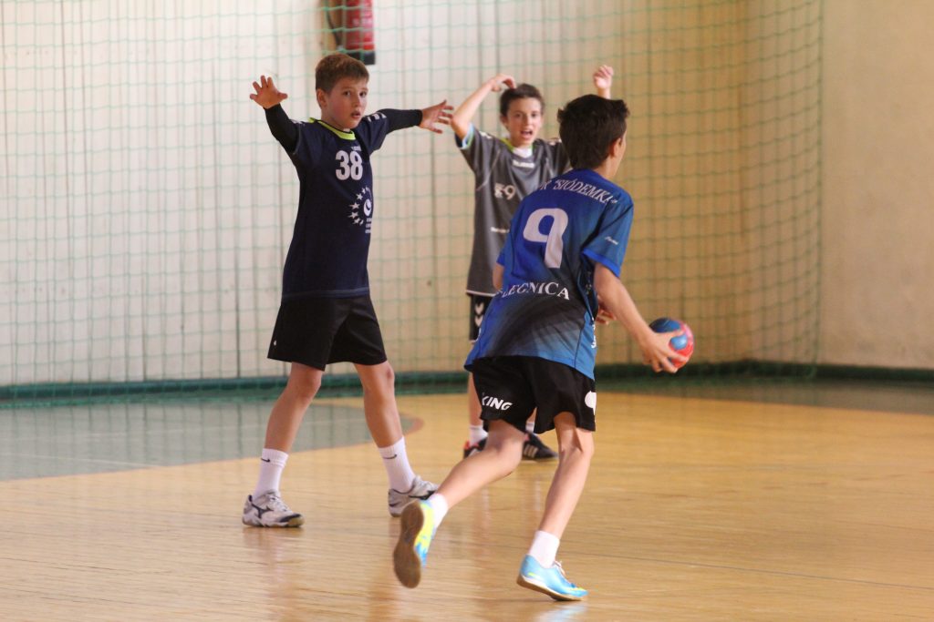 UKS Dziewiątka Legnica - MSPR Siódemka Legnica 28:25