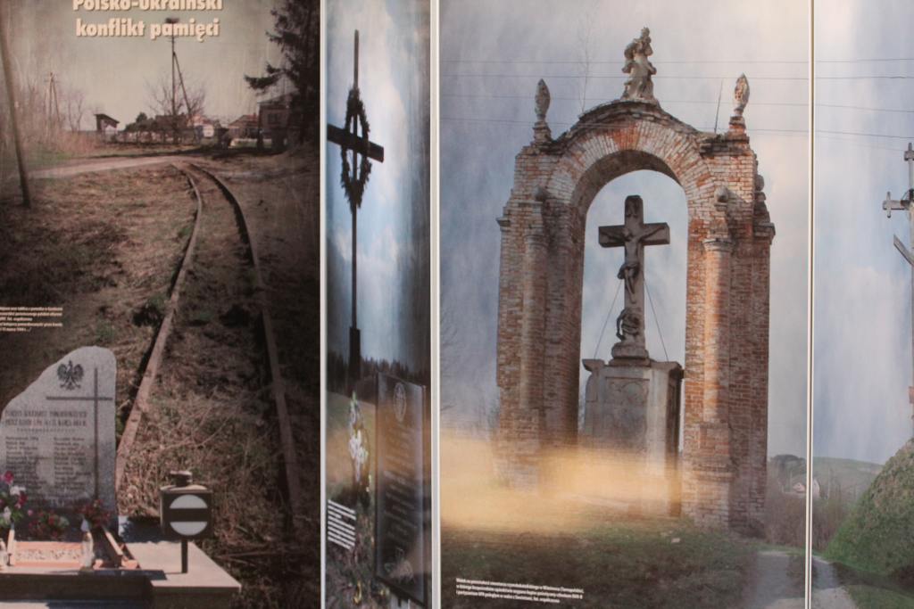 Wystawa: Polacy - Ukraińcy 1943-1945