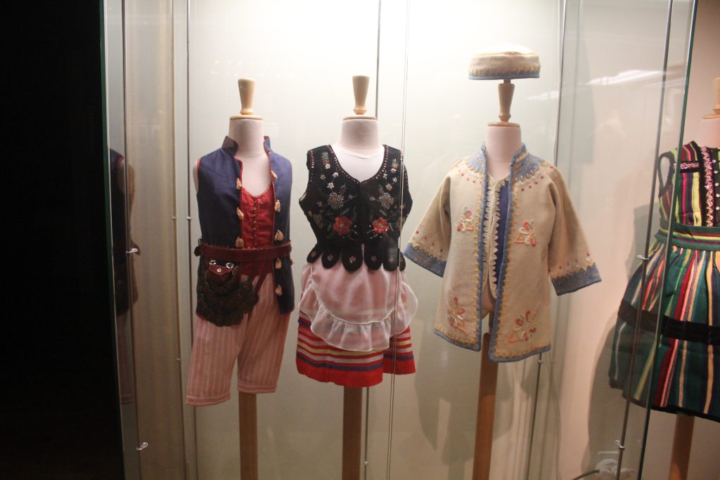 Dawna moda dziecięca XVII-XX w.