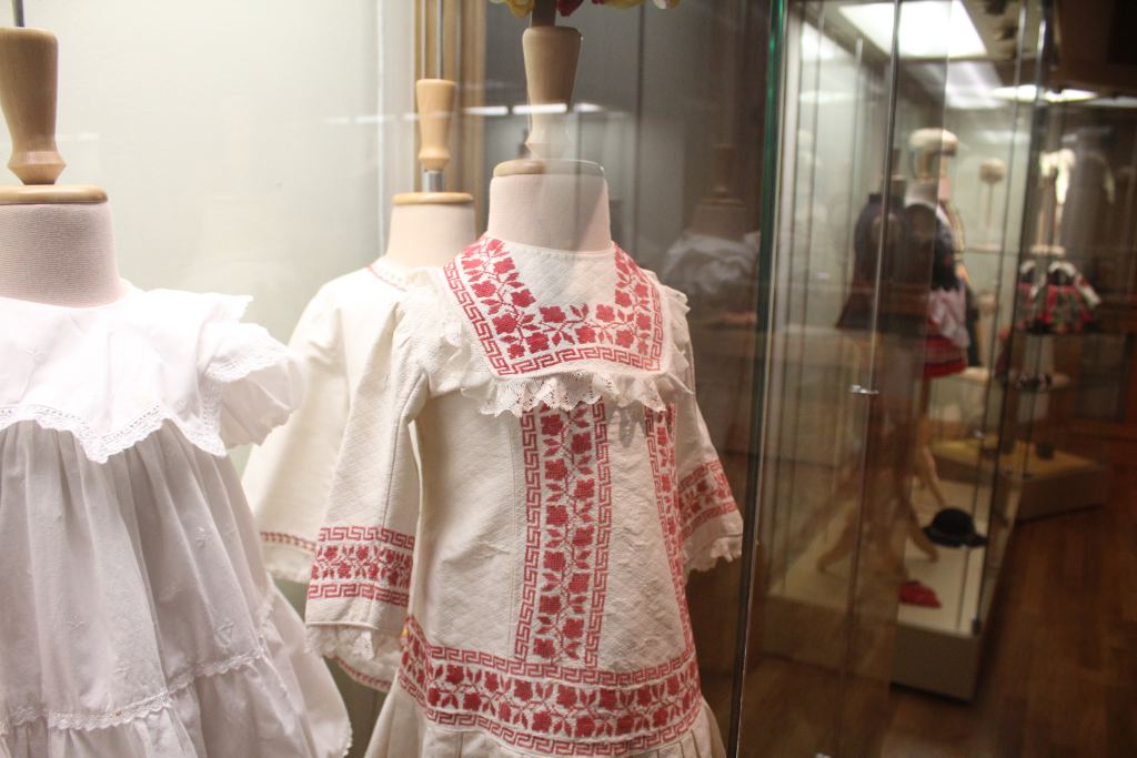 Dawna moda dziecięca XVII-XX w.
