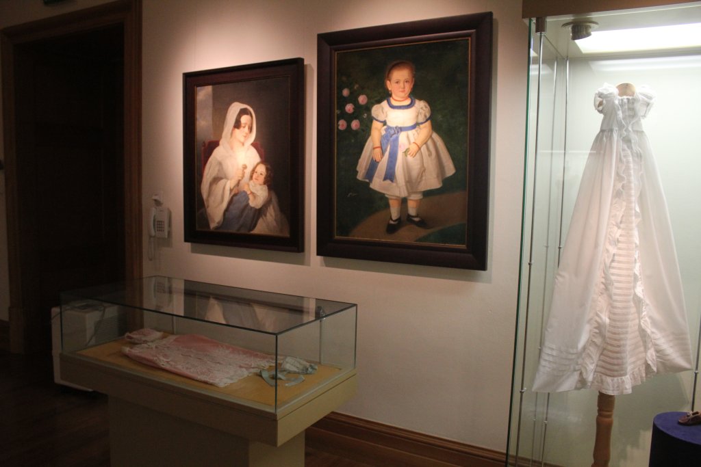 Dawna moda dziecięca XVII-XX w.