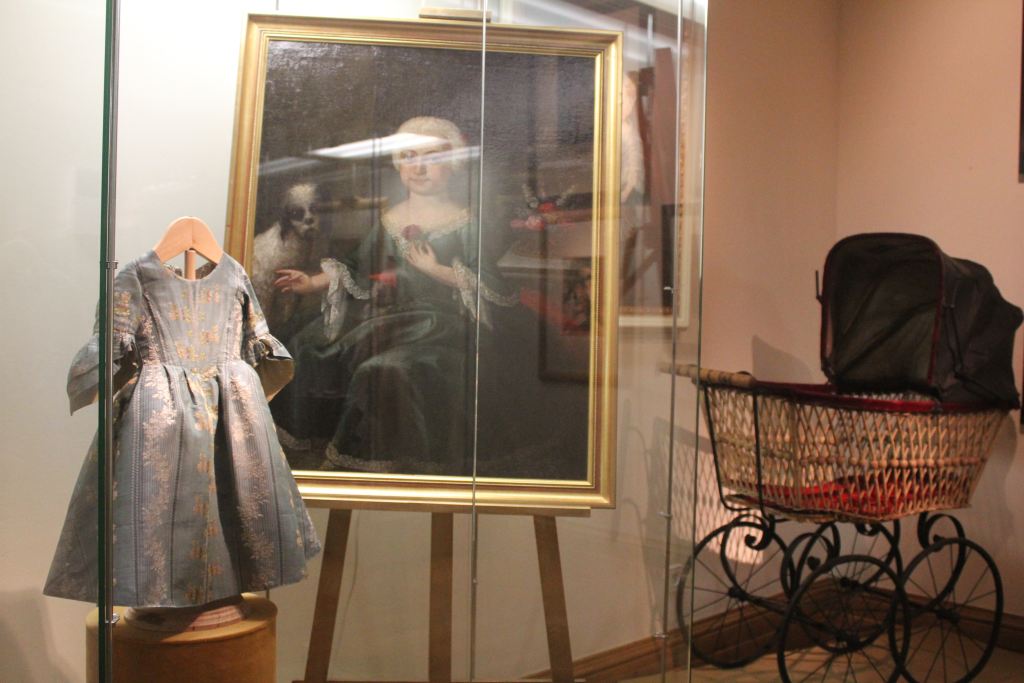 Dawna moda dziecięca XVII-XX w.