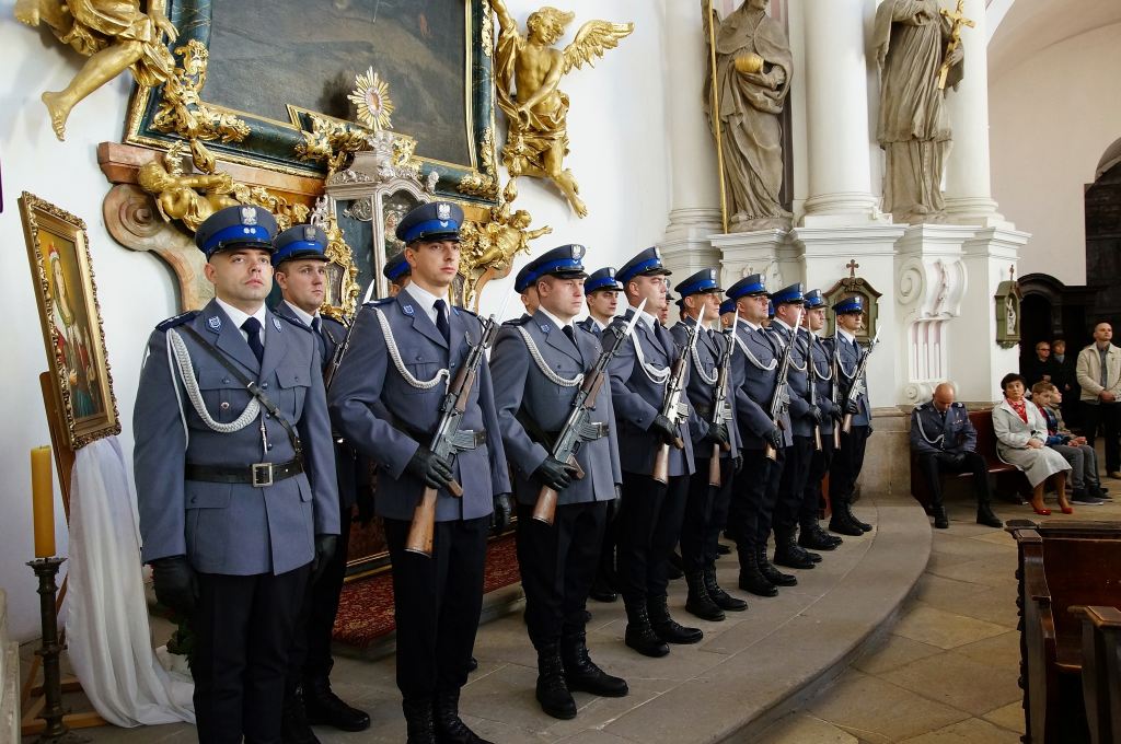 Dolnośląscy policjanci modlili się w Legnickim Polu